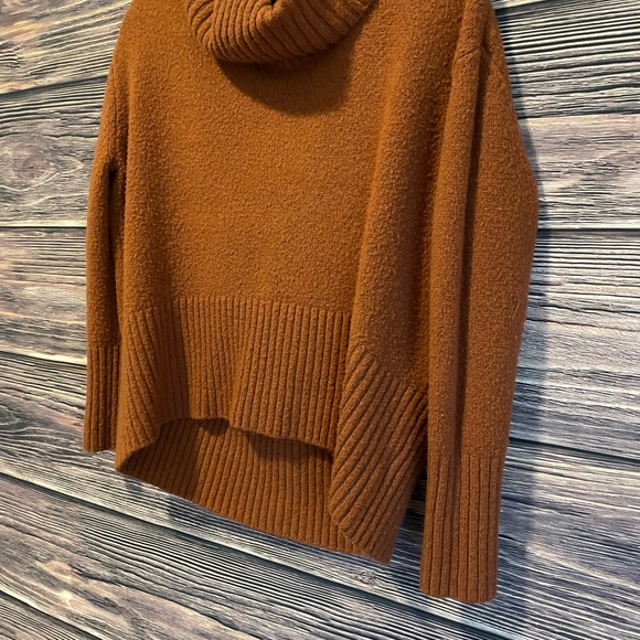 Rachel Zoe Oversized Sweater - Picture 2 of 5